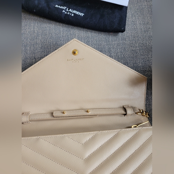 YSL Envelope Bag - Picture 5 of 16